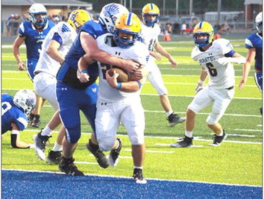 Bears and Pirates win big, Hooks takes down ranked Cooper