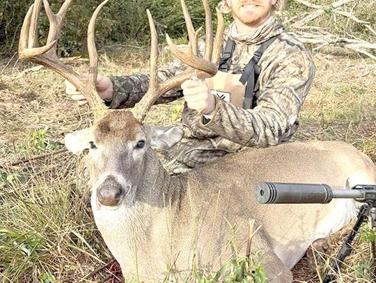 Big Boys-----Anderson Co. 19 pointer taken on 5-acres tops list of East Texas trophy bucks taken thus far