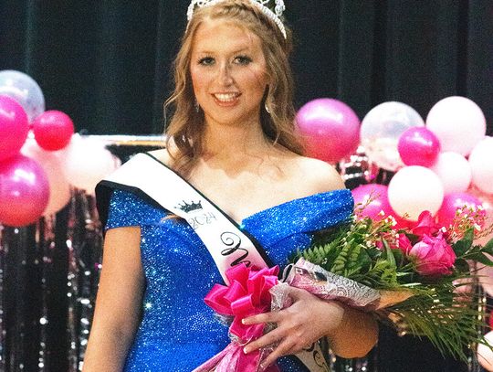 Birdsong crowned Miss DeKalb