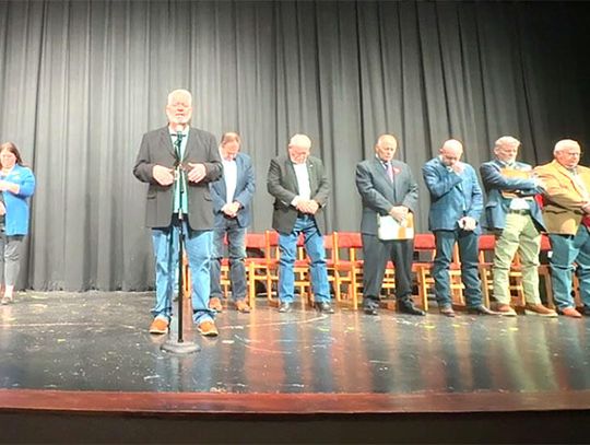 Complete results from the New Boston Chamber of Commerce Straw Poll