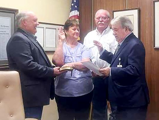 County leaders adopt new tax rate, Ellen Eubanks sworn in as Precinct 3 Justice of the Peace