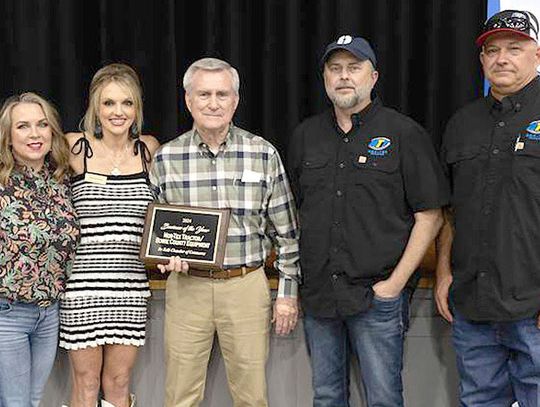 DeKalb Chamber hosts annual banquet