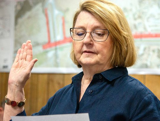 DeKalb Council sworn in