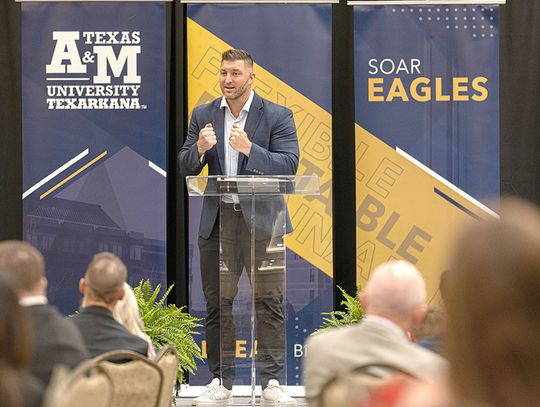 Farmers Bank Foundation Event Raises Money For Scholarships to A&M-Texarkana