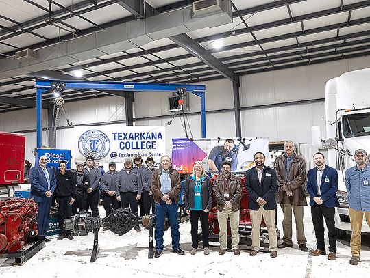 FedEx Freight donates over $100K of equipment to Texarkana College Diesel Technology Program