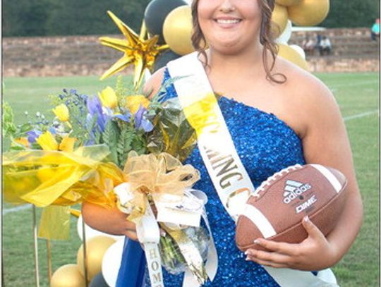 Homecoming Queens Crowned for Maud and James Bowie