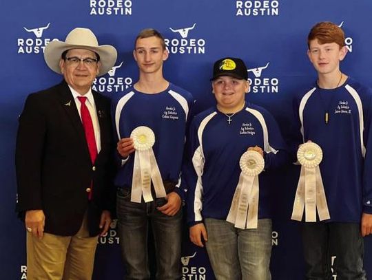 Hooks robotics teams do well in Austin