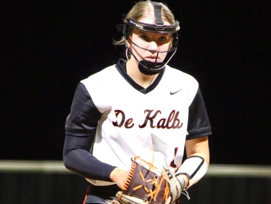 Lady Bears, Lady Hornets dominating district softball