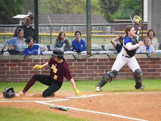 Lady Dragons scorch New Boston, Lady Pirates cage Lady Cardinals