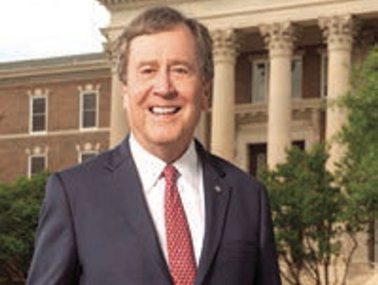New Boston native R. Gerald Turner lauded as longest serving president of Southern Methodist University
