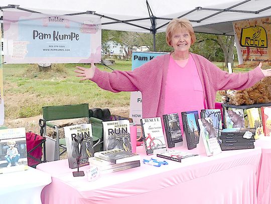 Pam Kumpe showcases her work in Cass County