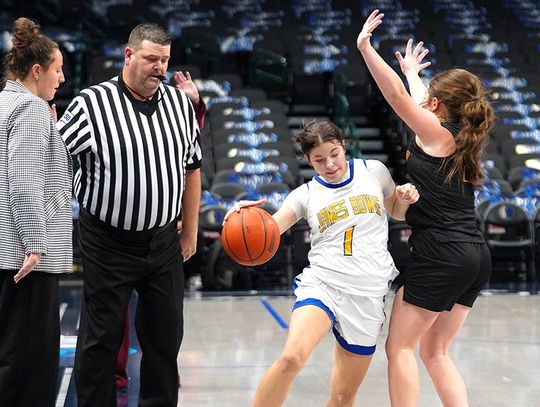 Pirates take Longhorns to the plank