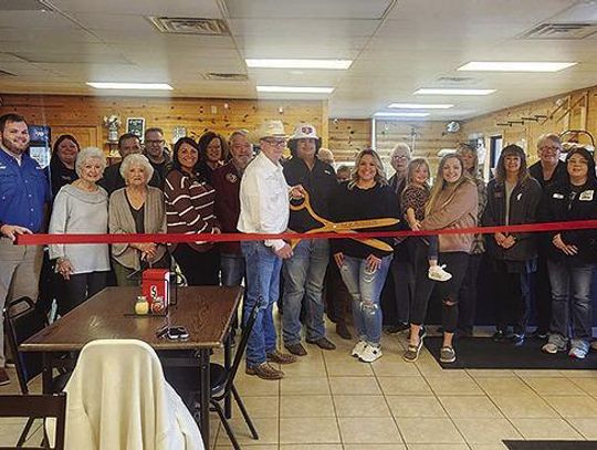 Popparoni Pizza relocates under new ownership