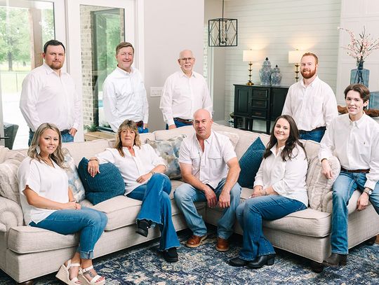 Rip England Premier Realty named New Boston Chamber of Commerce Business of the Year