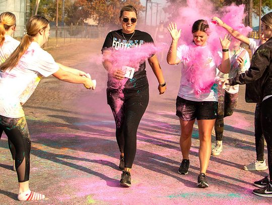 Simms ISD hosts Pirate Voyage 5K Color Run