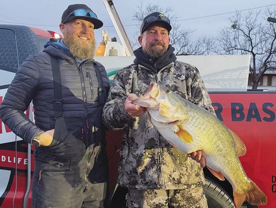 SMOKE -- Harris County teen puts woman’s touch on bruiser 12 pointer, 164 7/8 net