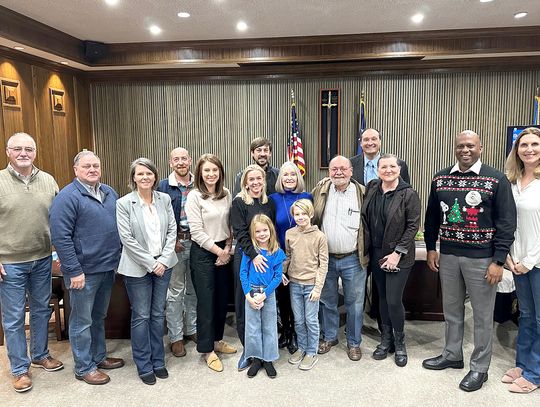 TC Trustees recognize employee retirements, new aviation program