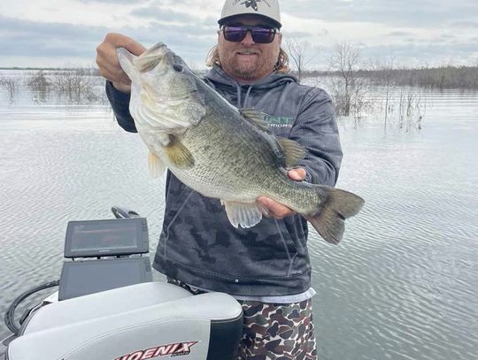 Testing New Water --Bois d’Arc opens quietly, anglers reeling in whoppers from vibrant new fishery