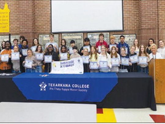 Texarkana College Honored Dual Credit Students at DC/TC Complete Day Event at New Boston High School