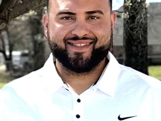 Two vie for council seat in City of Hooks