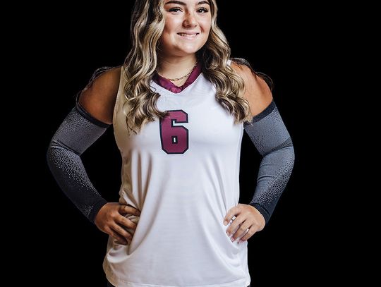 Volleyball Senior Spotlight Rilee Runnels-New Boston
