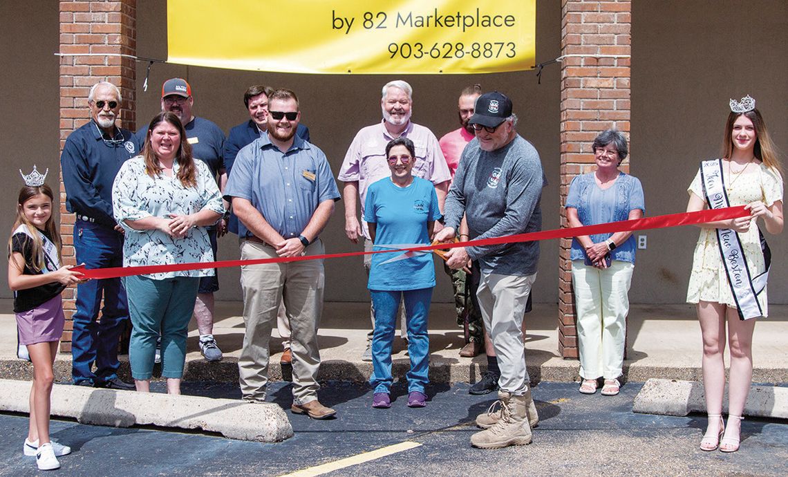 82 Marketplace Ribbon Cutting