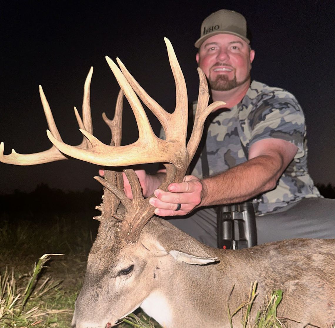 Aged to Perfection-Deer manager says letting the young guys walk to 7 1/2 is the key component to producing big bucks