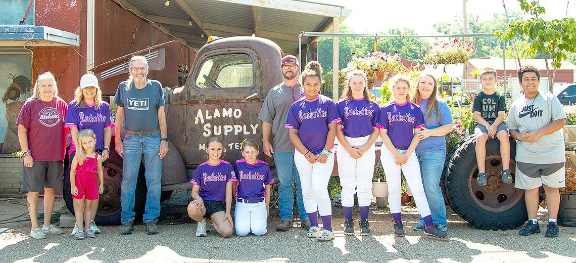 Alamo Supply goes to bat for local athletes