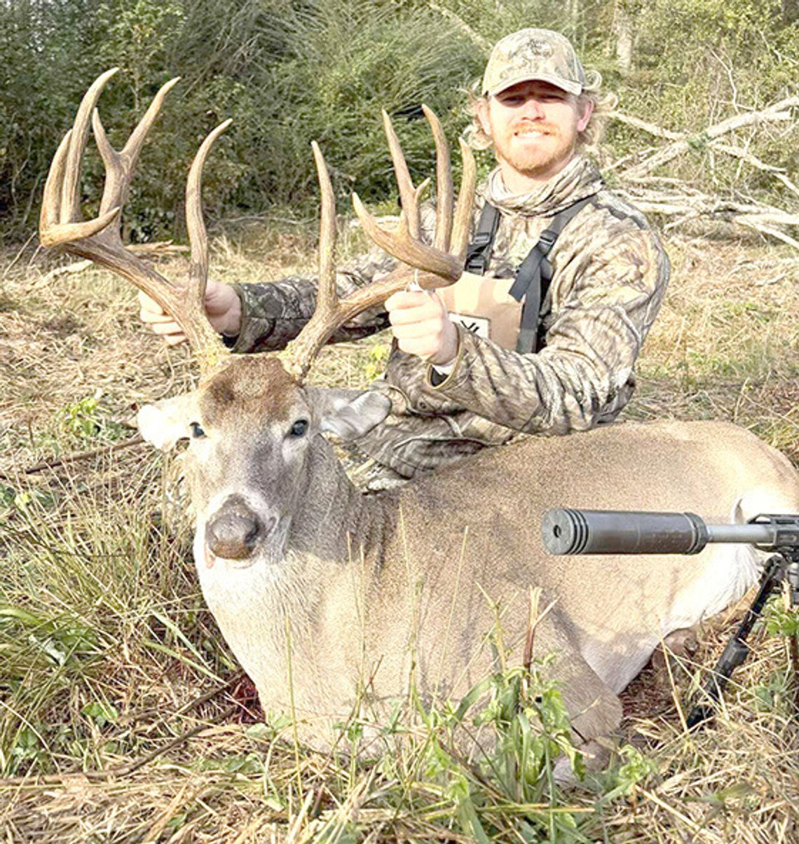 Big Boys-----Anderson Co. 19 pointer taken on 5-acres tops list of East Texas trophy bucks taken thus far