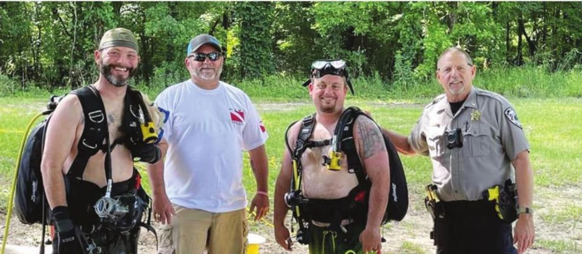 Bowie County Dive Team holds annual gun raffle