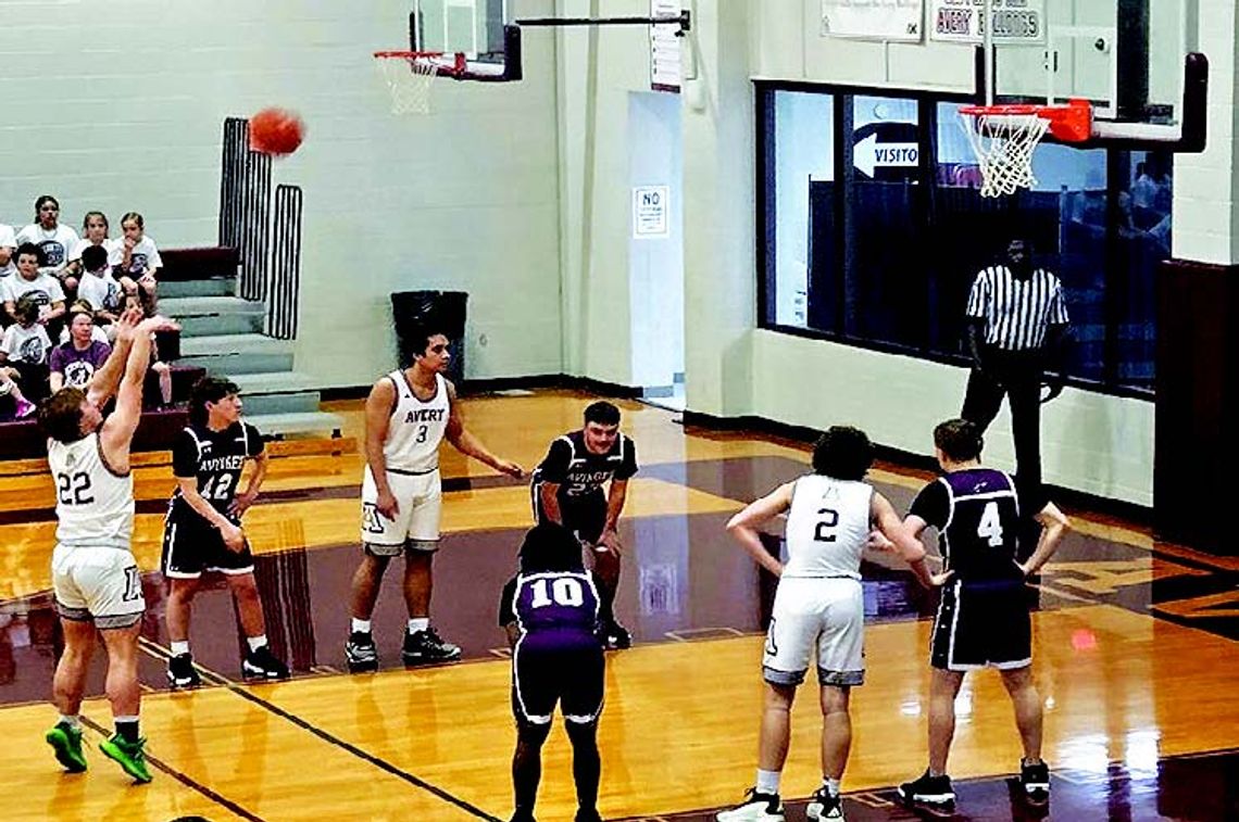 Bulldogs celebrate Senior Night with win
