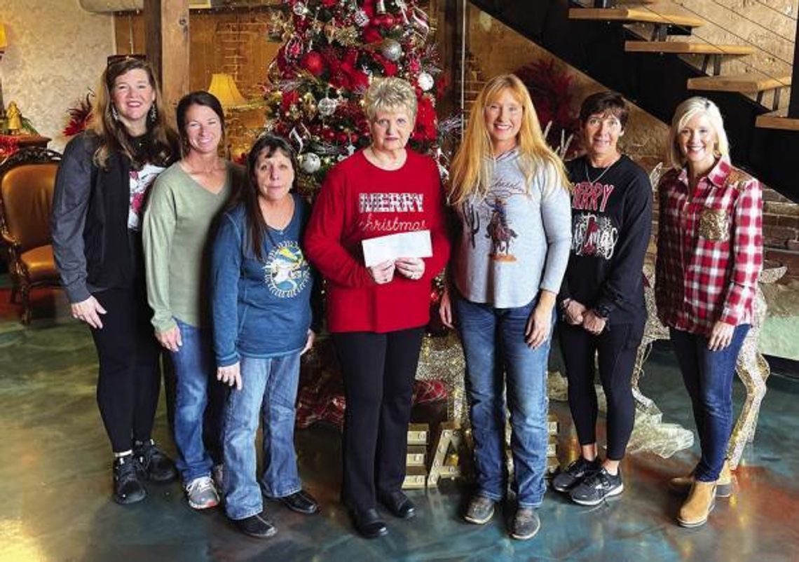DeKalb Oktoberfest donates locally
