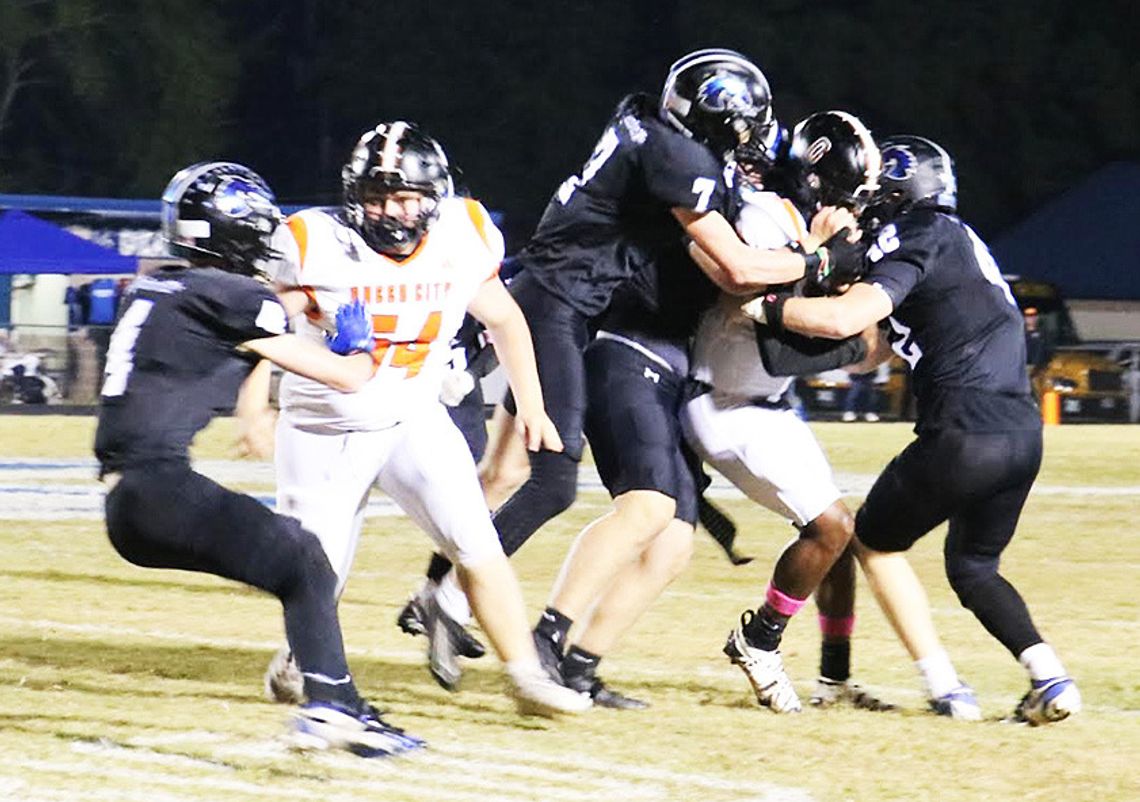 District title still up for grabs in 3A football District title still up for grabs in 3A football