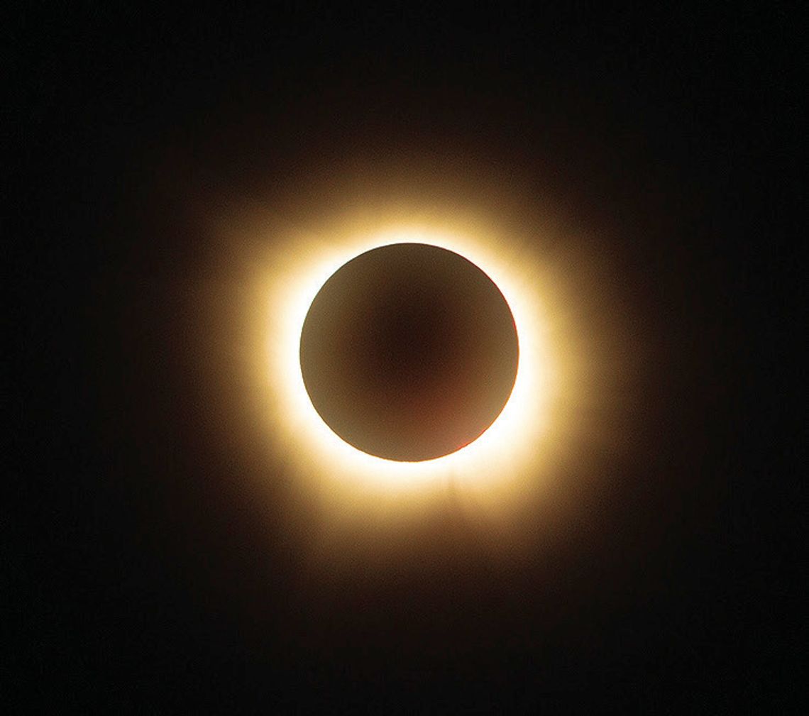 Eclipse Party brings people to downtown New Boston