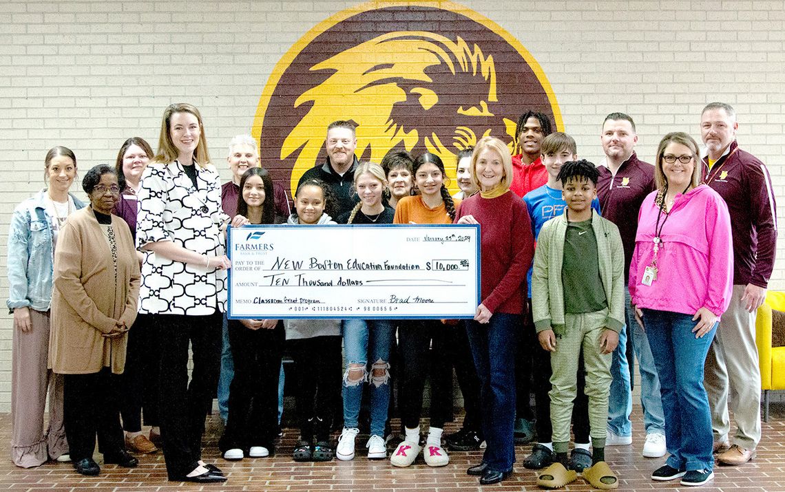 Farmers Bank donates $10,000 match grant to New Boston Education Foundation