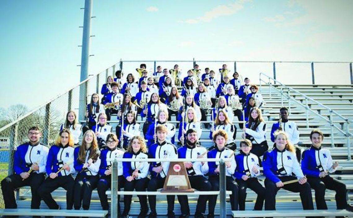 Hooks band earns 1's