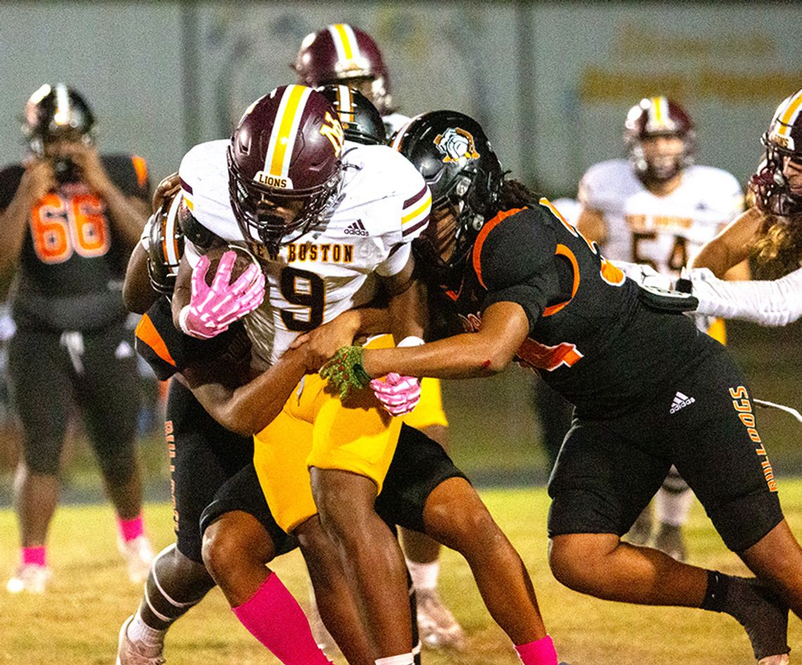 Hornets, Bears, Lions battle for district title Hornets, Bears, Lions battle for district title