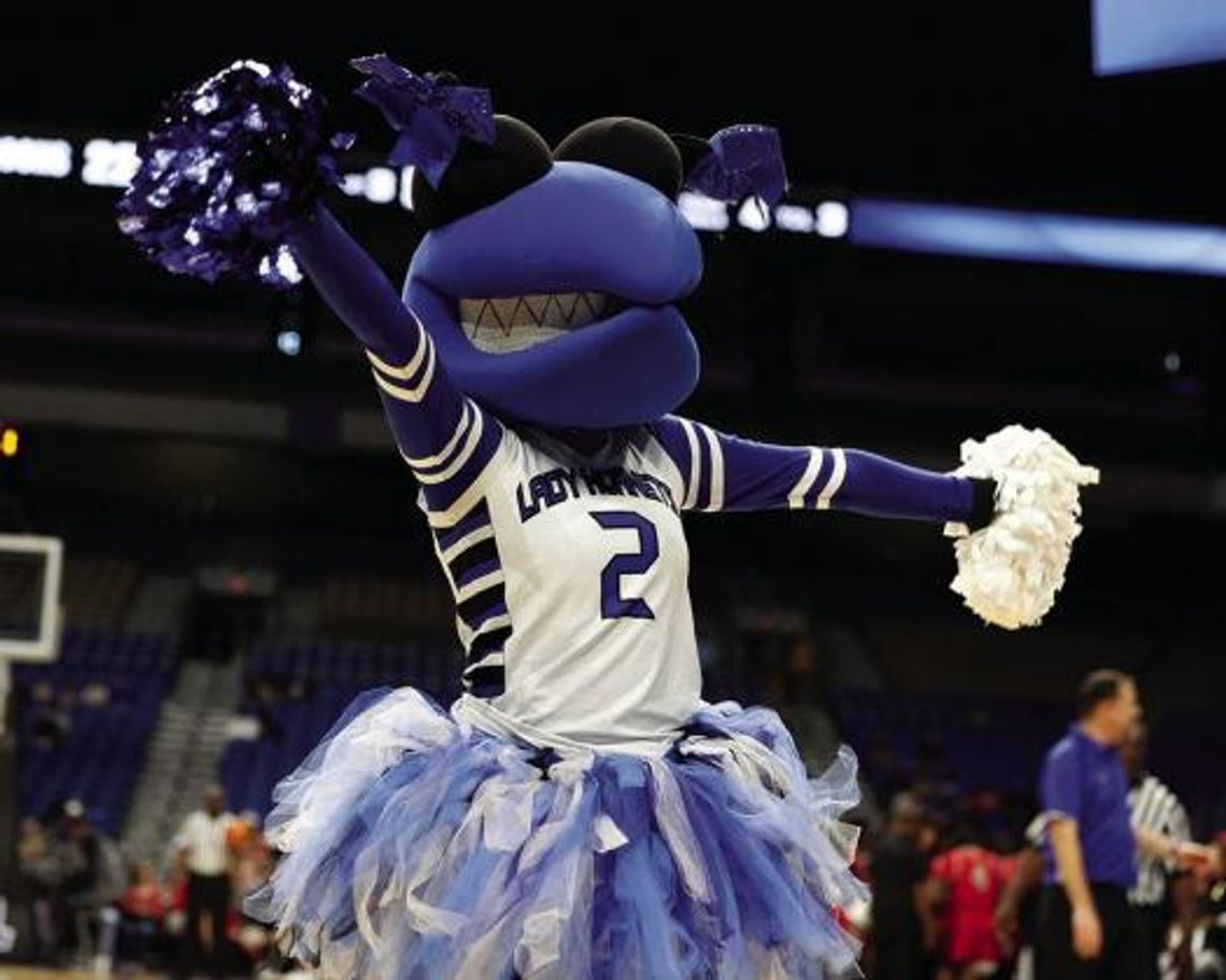 Hornets make history with trip to Alamodome