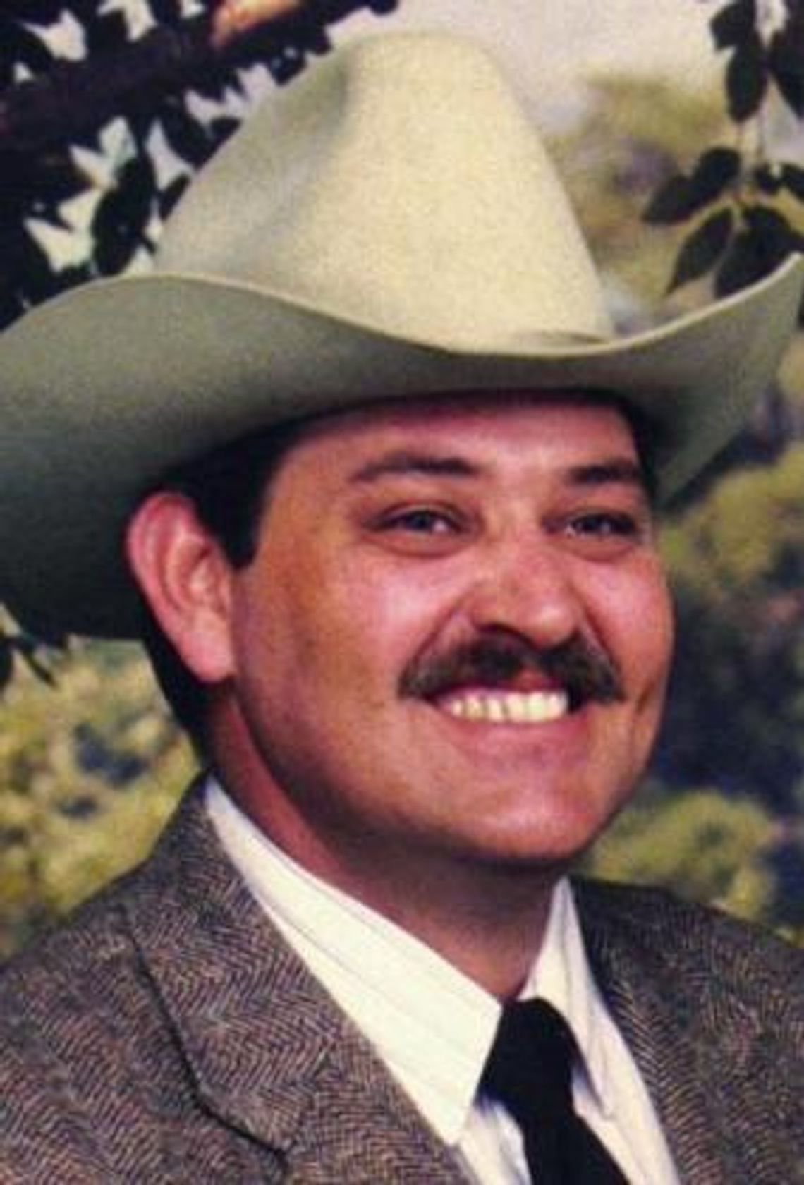 KENNETH LYNCH