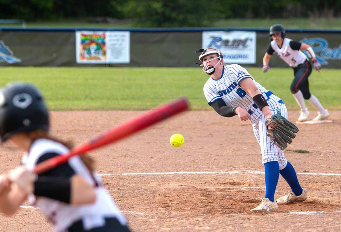 Lady Bears and Lady Hornets to meet in district showdown