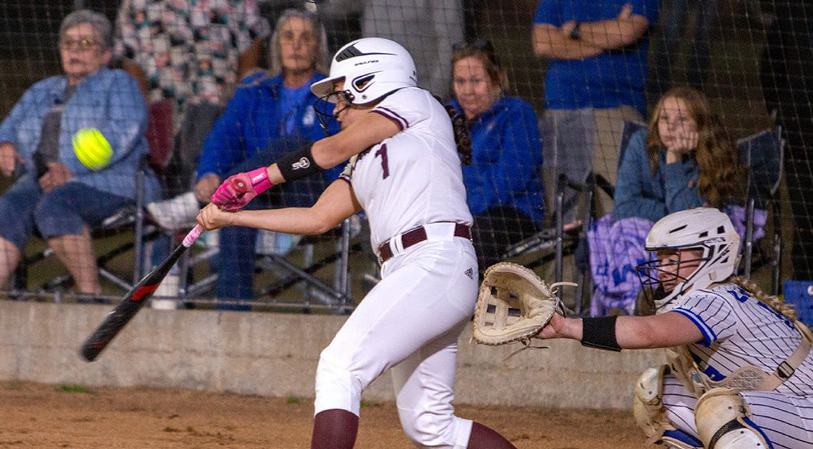 Lady Bears continue win streak, Brown tops 100 K’s
