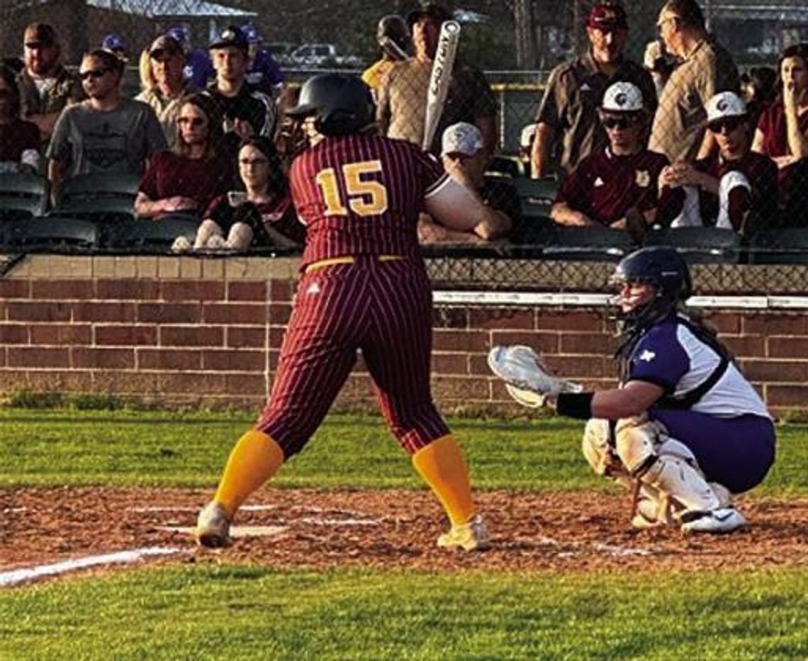 Lady Dragons edge DeKalb in nail-biter