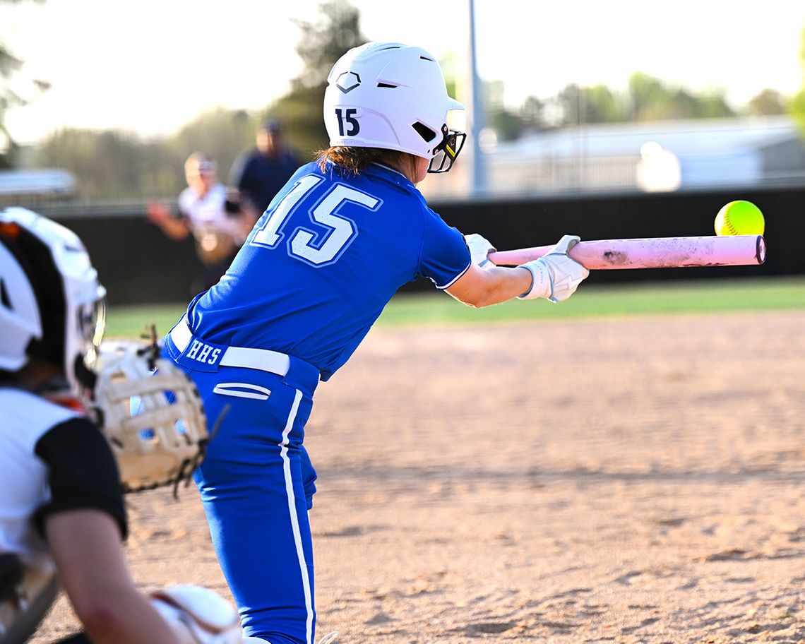 Lady Hornets battle to top spot with win over Lady Bears