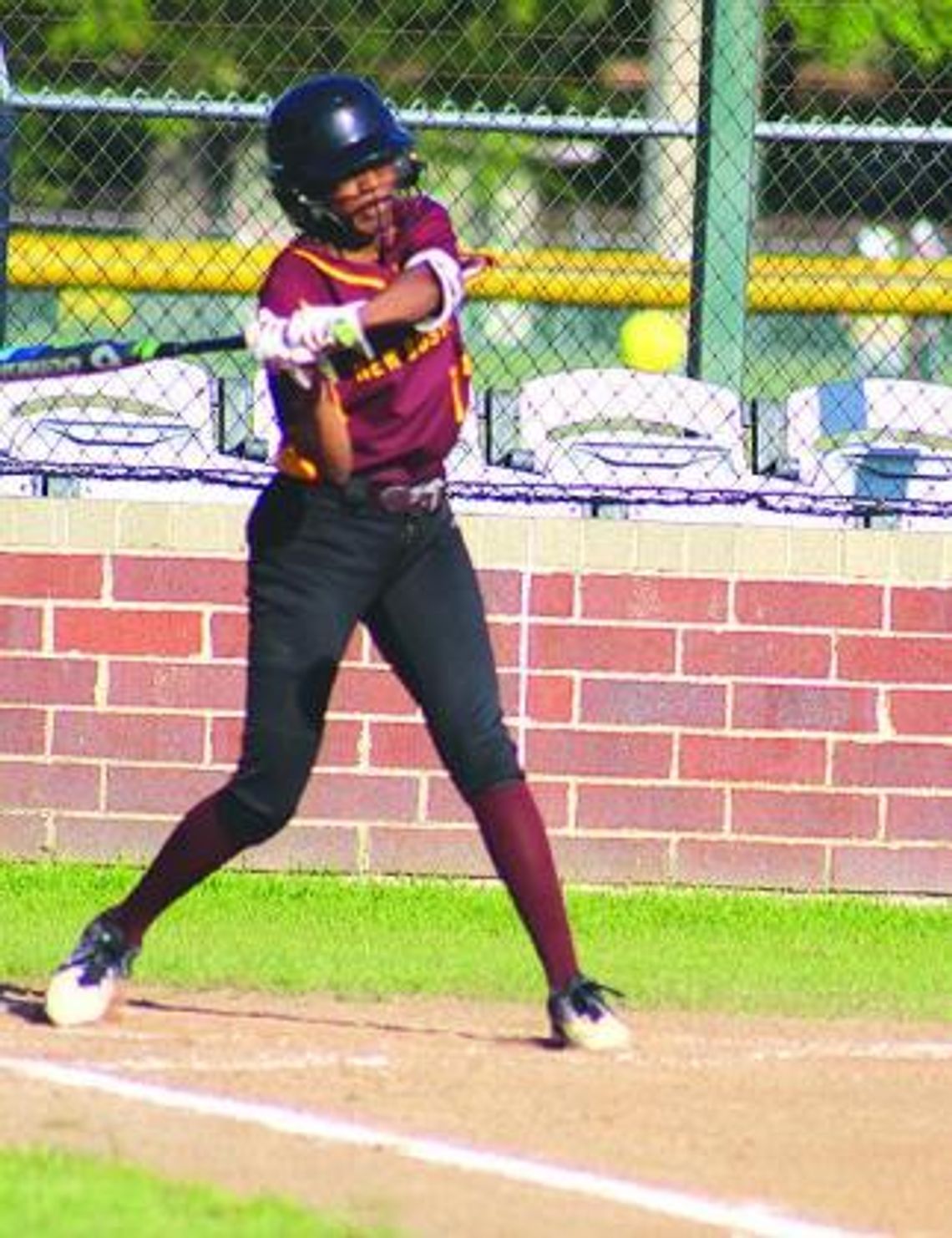 Lady Lions pounce again, Hooks upsets Redwater