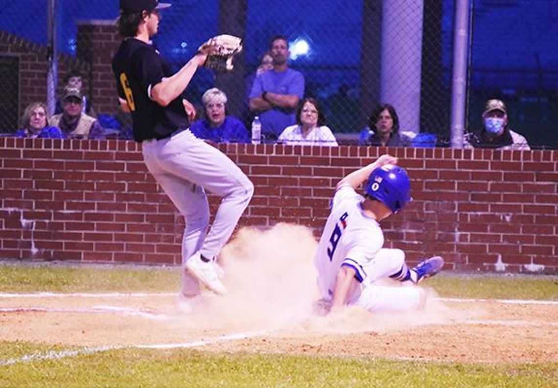 Lions edge Hornets, Cardinals blast Avery in baseball action