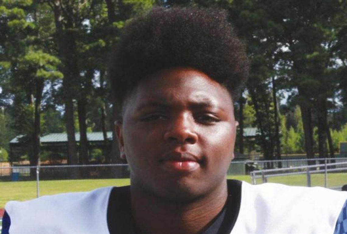 Local football teams stack up on superlatives