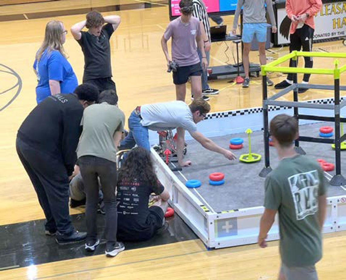 Local students compete gear to gear with VEX robotics