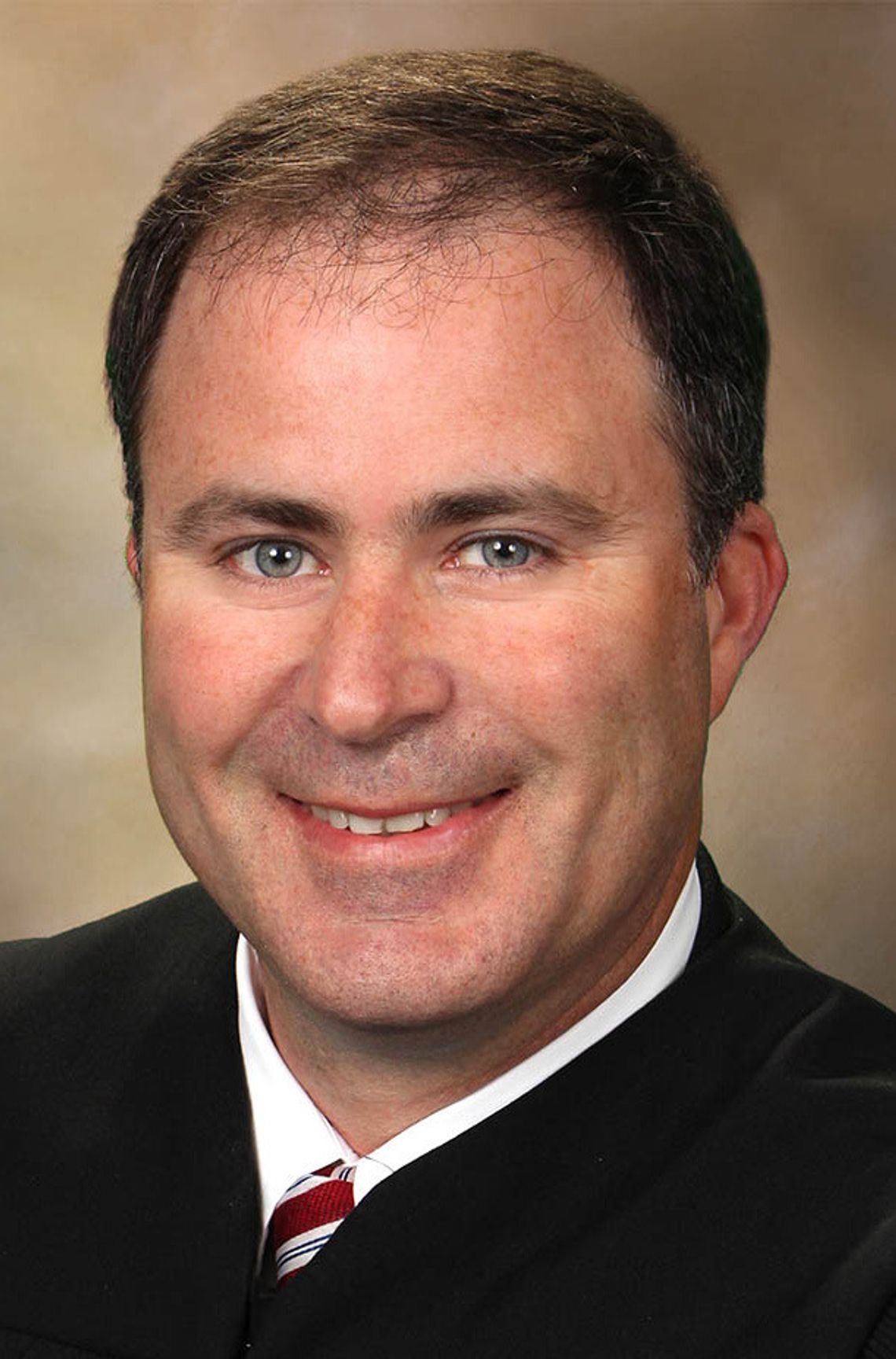 Miller announces bid for re-election to district court bench