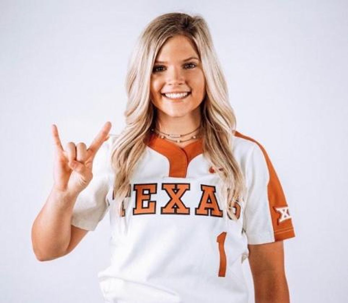 New Boston's Carlee Ratcliff to play for the University of Texas Longhorns