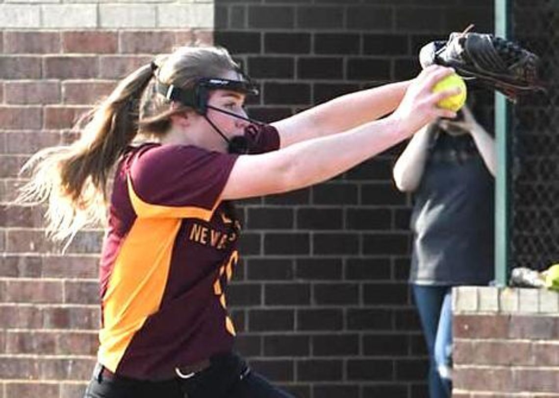 New Boston's Lauren Hurst tosses no-hitter in season opener